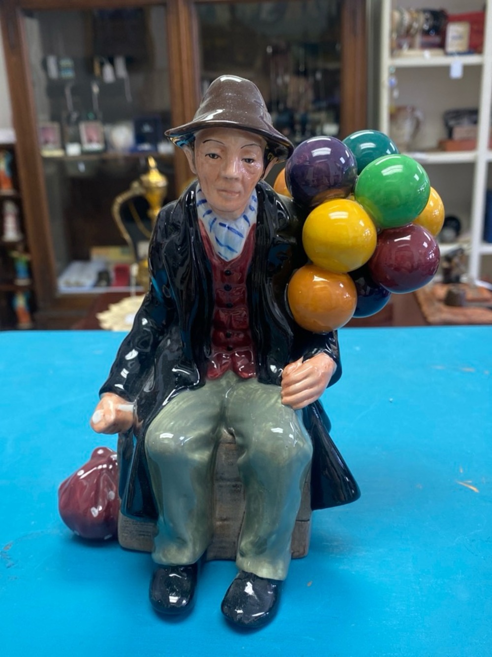 Royal Doulton The Balloon Man Figurine - Multicolor